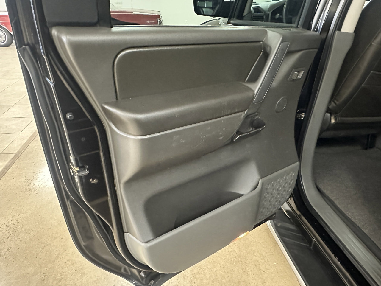 Used 2007 Nissan Titan SE image 43