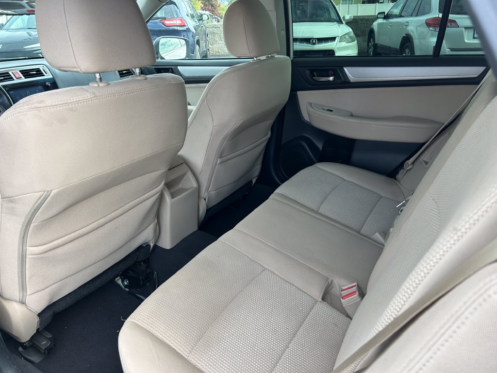 Used 2017 Subaru Outback 2.5i Premium AWD/4WD image 30