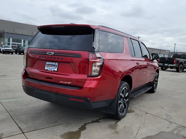Used 2024 Chevrolet Suburban RST w/ Luxury Package image 3
