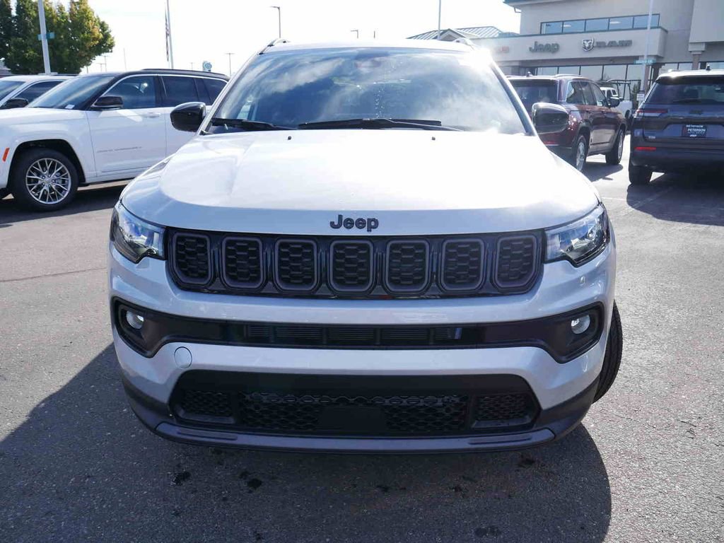 New 2026 Jeep Compass Latitude image 2