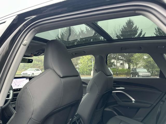 Certified 2025 Audi Q5 Premium w/ Premium Plus AWD/4WD image 18