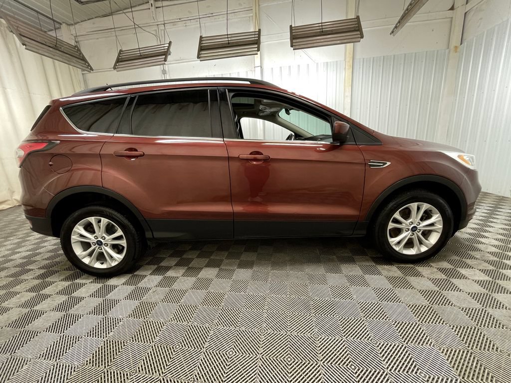 Used 2018 Ford Escape SEL AWD/4WD image 17