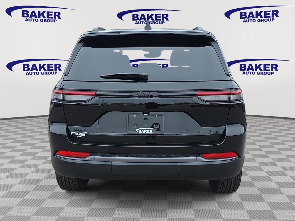 New 2026 Jeep Grand Cherokee Altitude AWD/4WD image 4