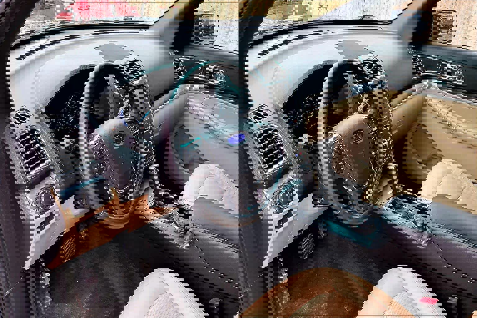 Used 2016 Ford Explorer Limited w/ Equipment Group 303A image 18