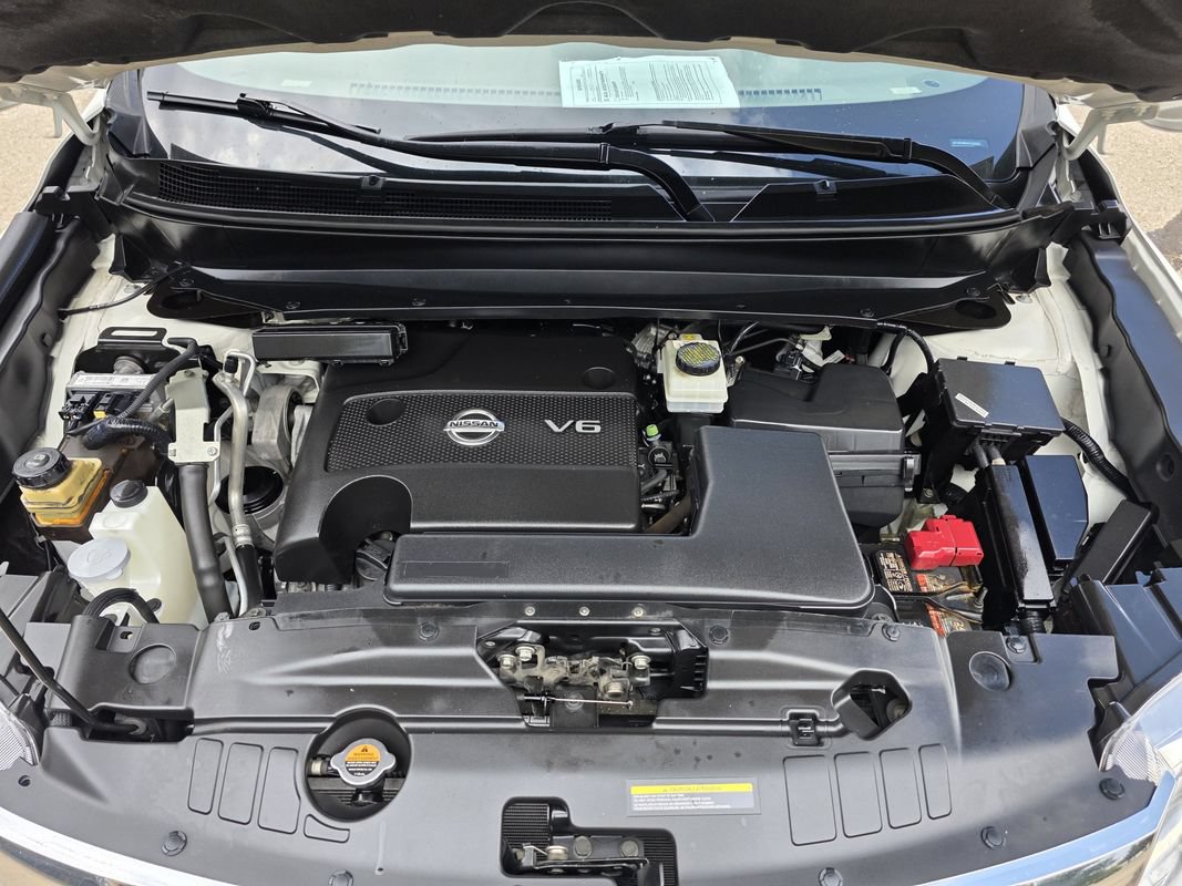 Used 2014 Nissan Pathfinder Platinum w/ Platinum Premium Package FWD image 38