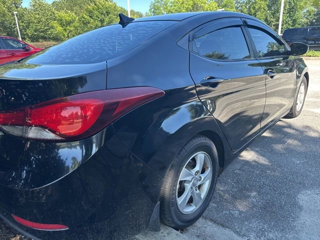 Used 2015 Hyundai Elantra SE FWD image 6