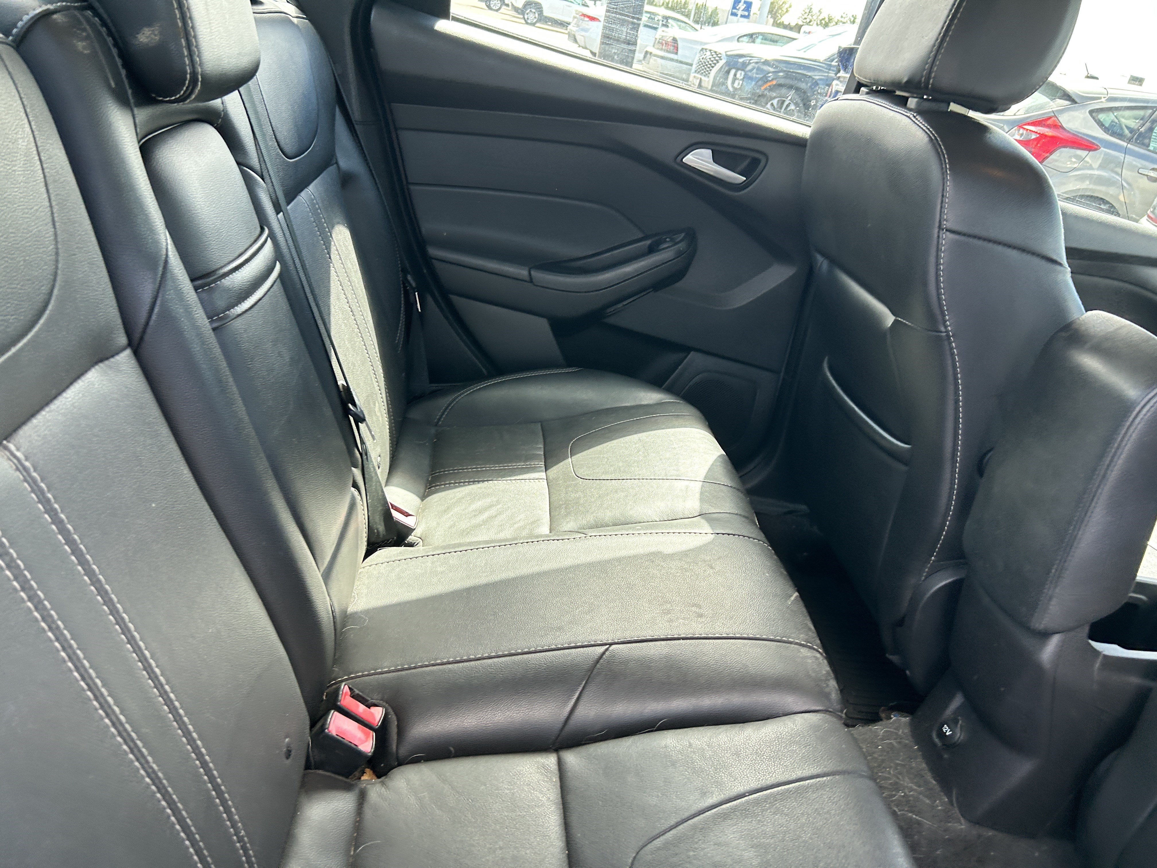 Used 2013 Ford Focus SE FWD image 11
