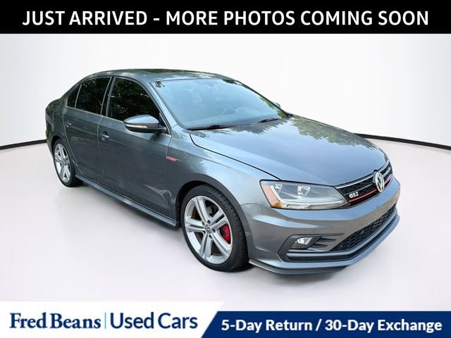 Used 2017 Volkswagen Jetta GLI FWD image 15