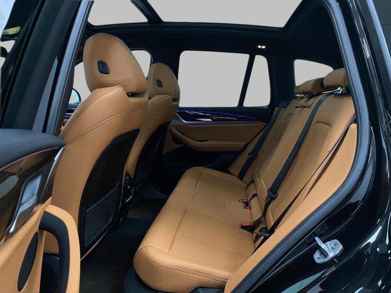 Certified 2024 BMW X3 xDrive30i w/ Premium Package image 29