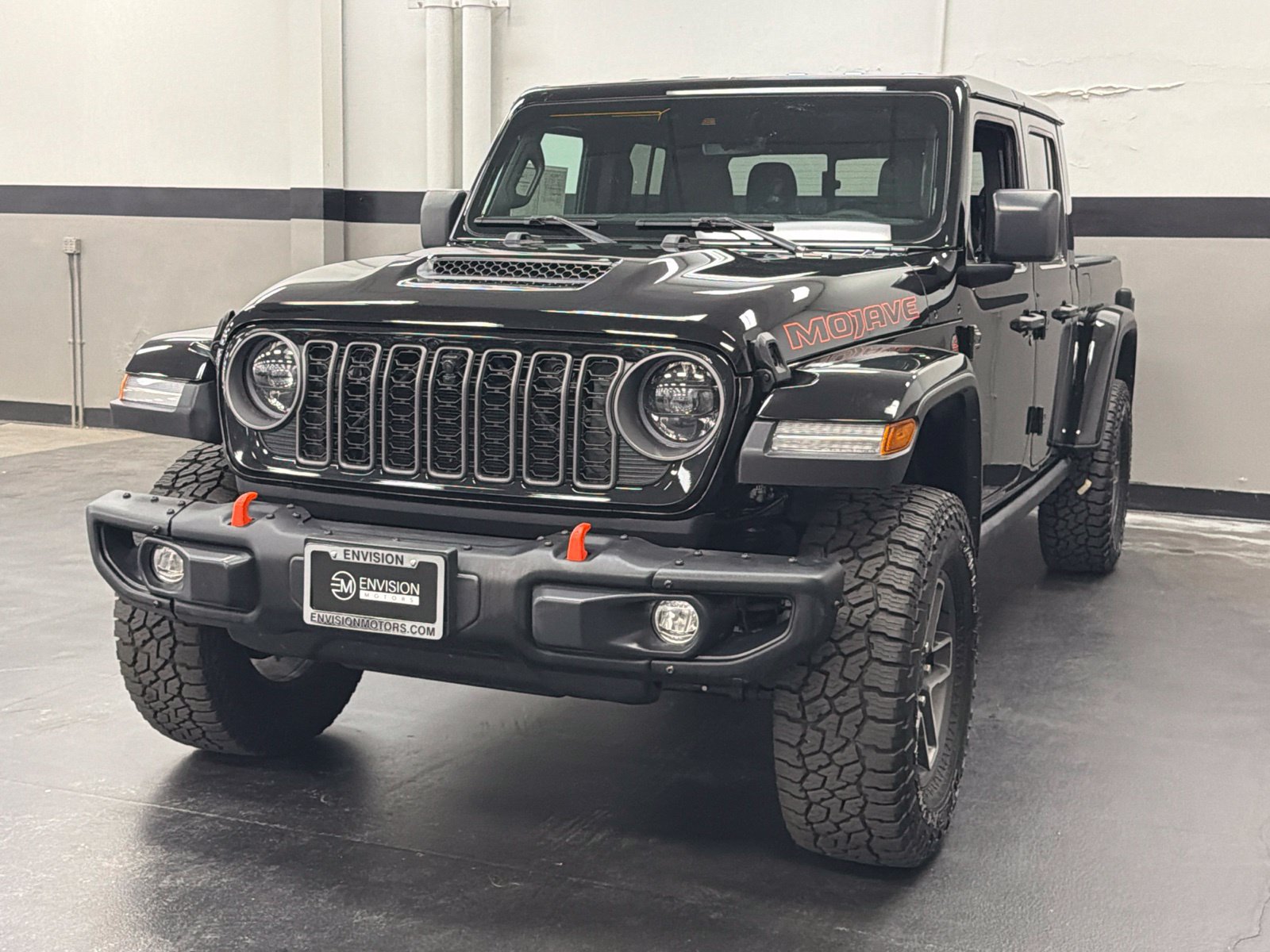 Used 2025 Jeep Gladiator Mojave AWD/4WD image 5