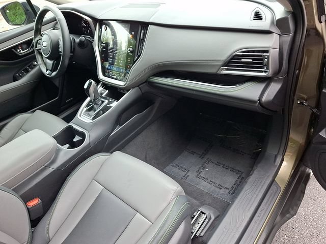 Certified 2025 Subaru Outback Onyx Edition AWD/4WD image 50