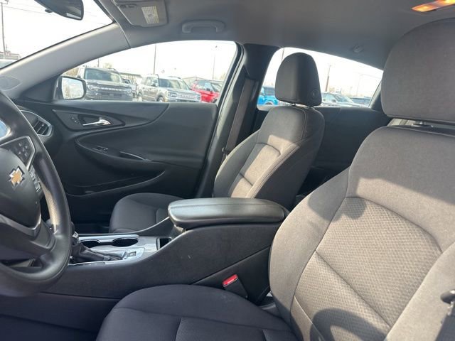 Used 2022 Chevrolet Malibu LT FWD image 28