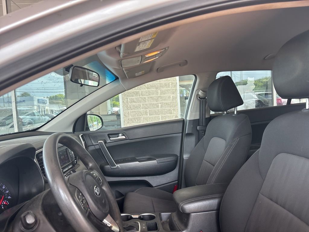 Used 2019 Kia Sportage LX FWD image 13