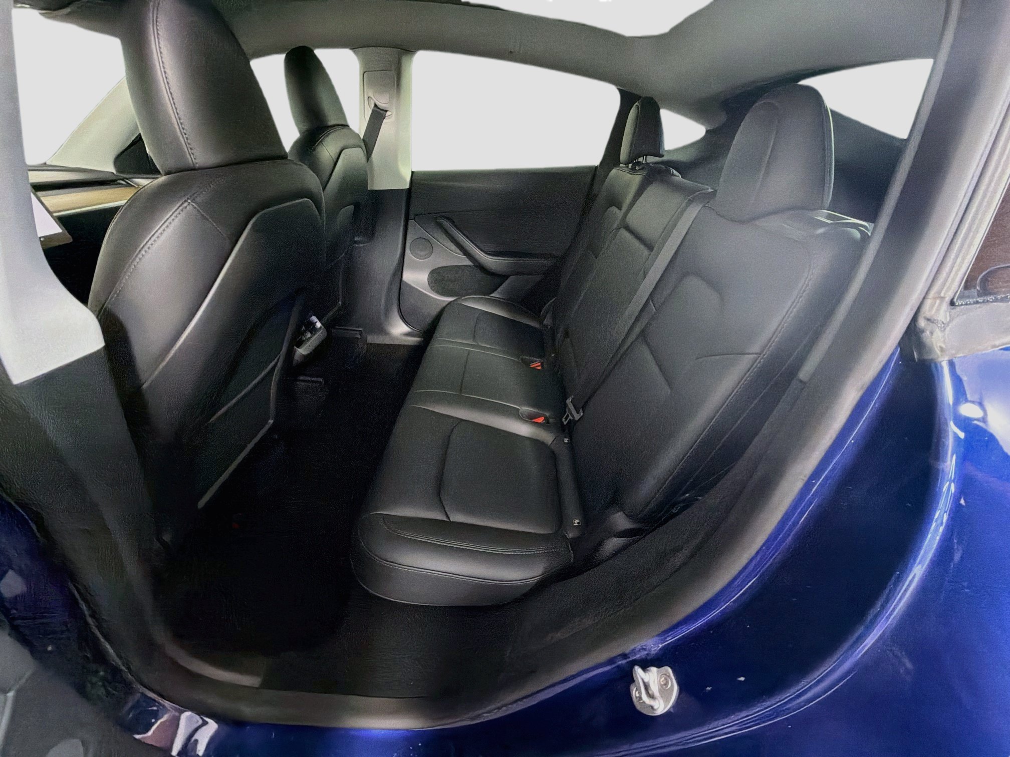 Used 2023 Tesla Model Y Long Range AWD/4WD image 29