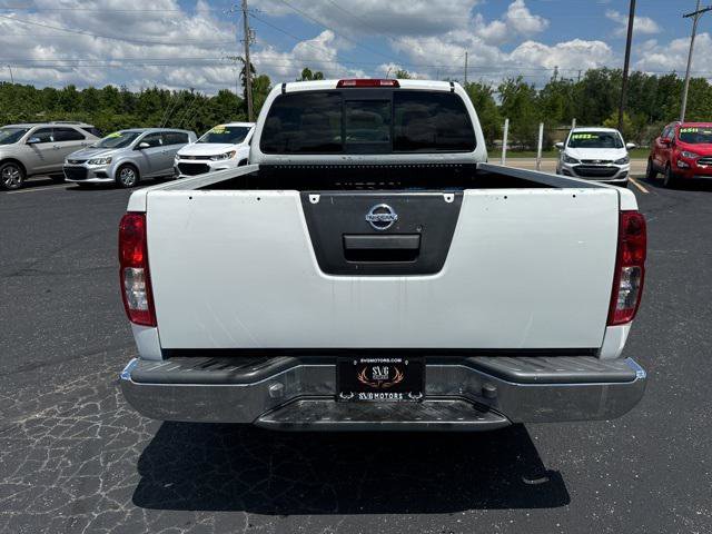 Used 2017 Nissan Frontier SV image 7
