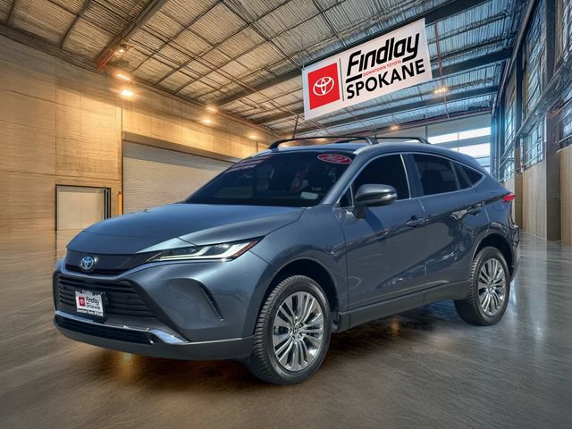 Certified 2022 Toyota Venza XLE AWD/4WD image 1