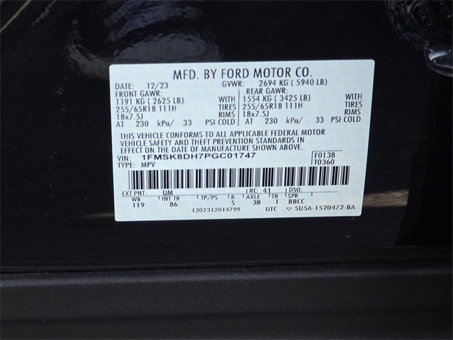 Used 2023 Ford Explorer XLT image 18