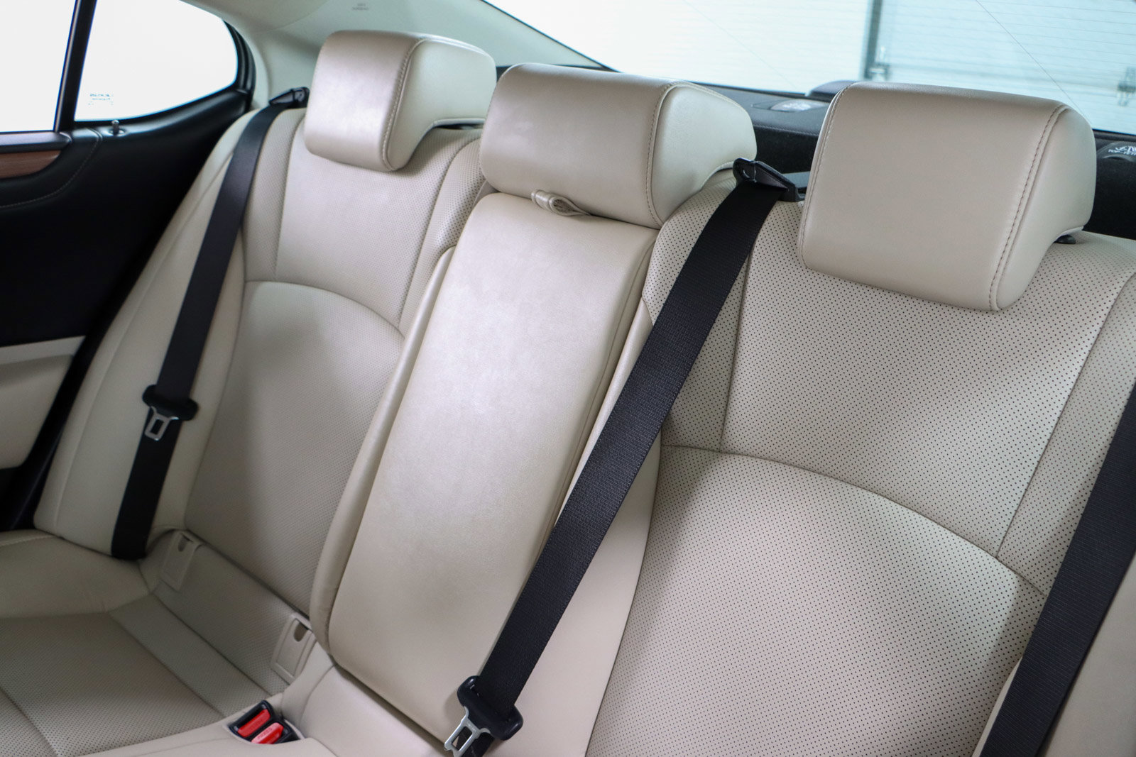 Used 2024 Lexus ES 350 w/ Premium Package FWD image 25