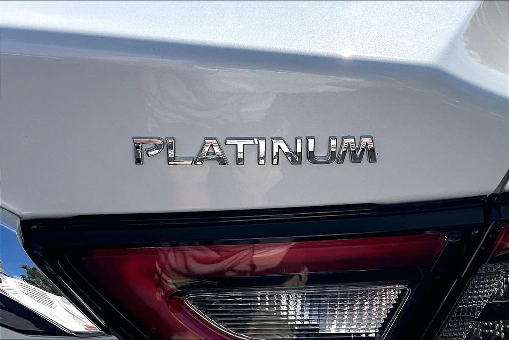 Used 2023 Nissan Maxima Platinum FWD image 24
