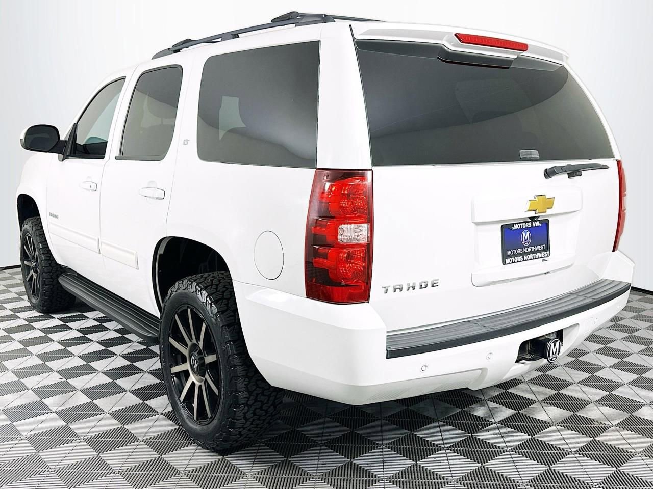 Used 2014 Chevrolet Tahoe LT AWD/4WD image 9