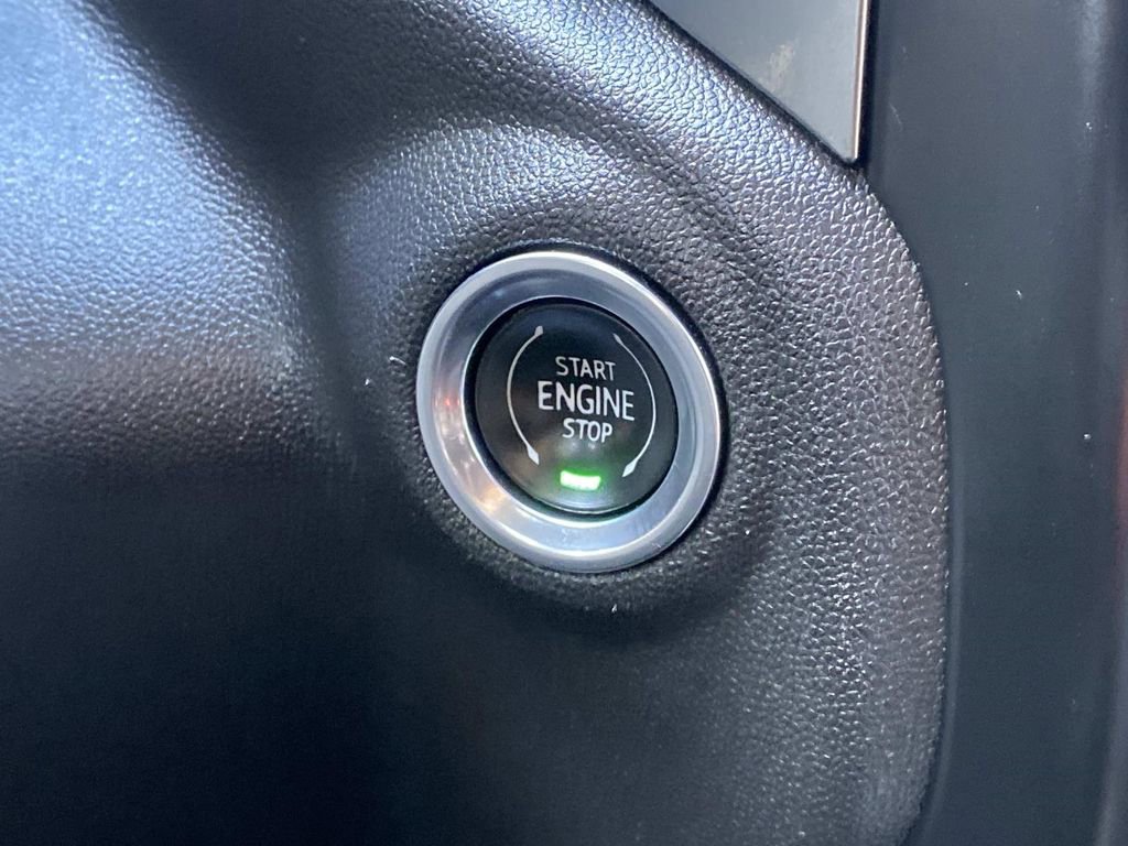 Used 2019 Chevrolet Silverado 1500 LTZ image 40