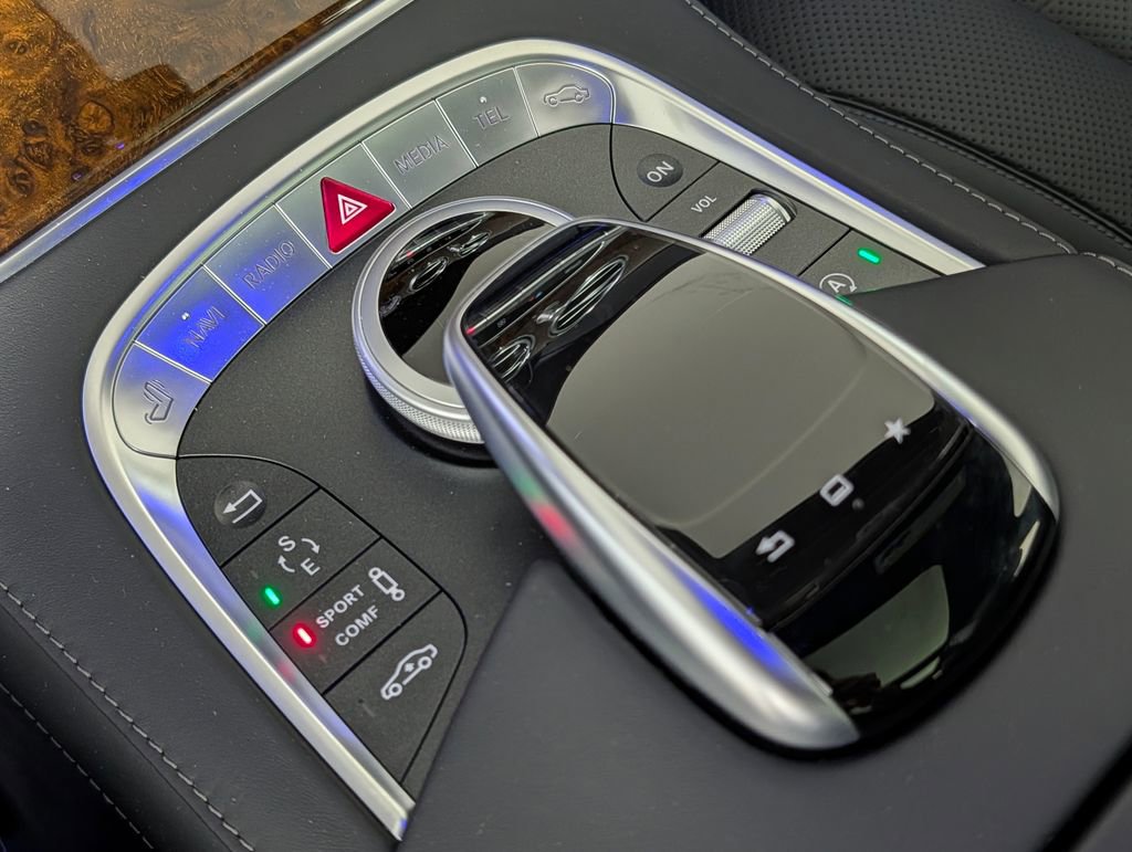 Used 2015 Mercedes-Benz S 550 4MATIC Sedan image 34