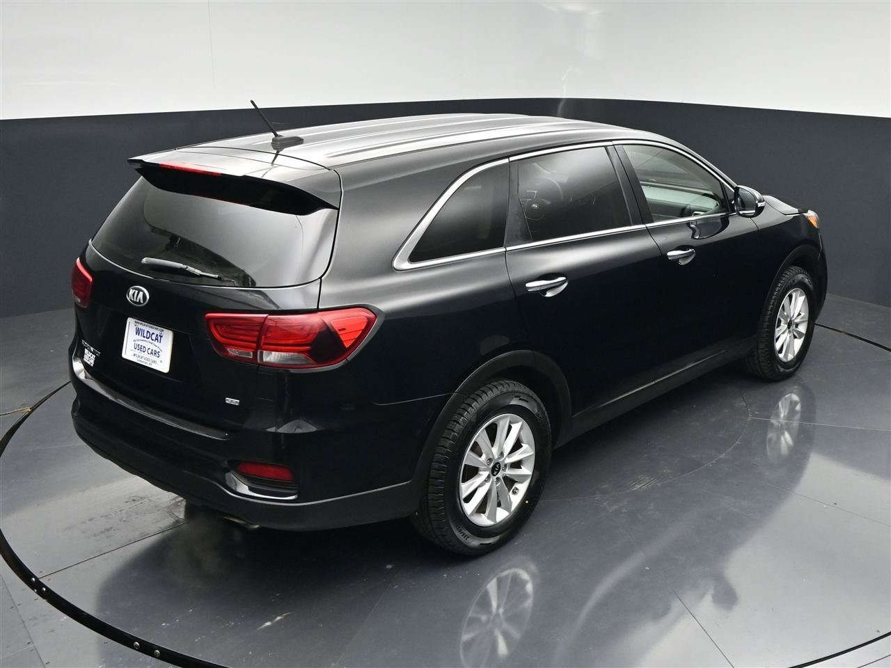 Used 2019 Kia Sorento L FWD image 23