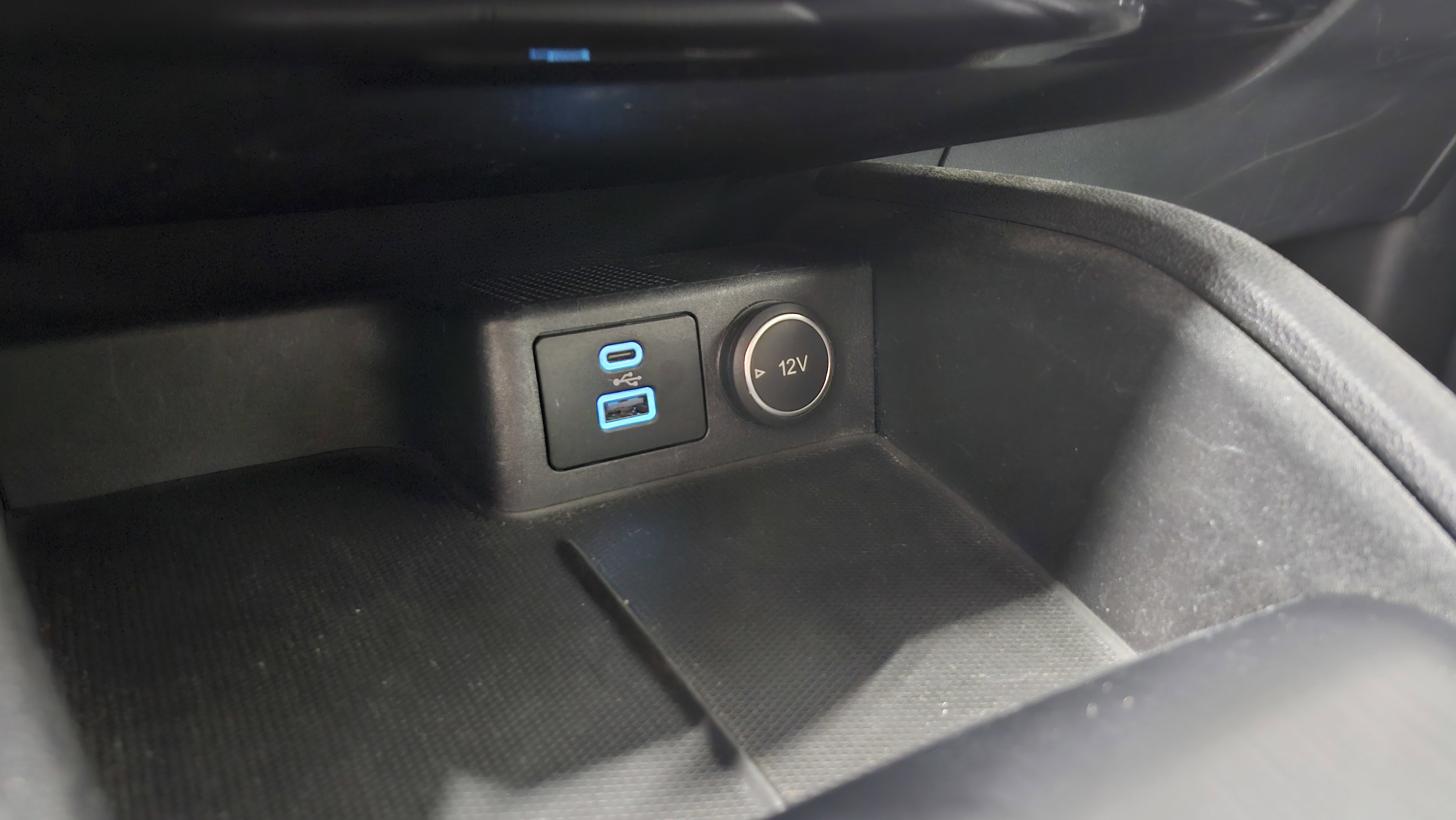 Used 2021 Ford Escape SE image 28