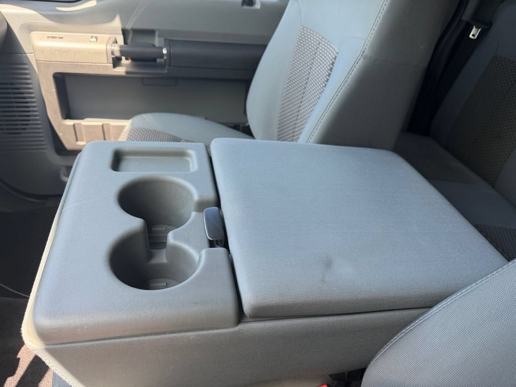 Used 2011 Ford F350 XLT w/ Snow Plow Prep Pkg AWD/4WD image 30
