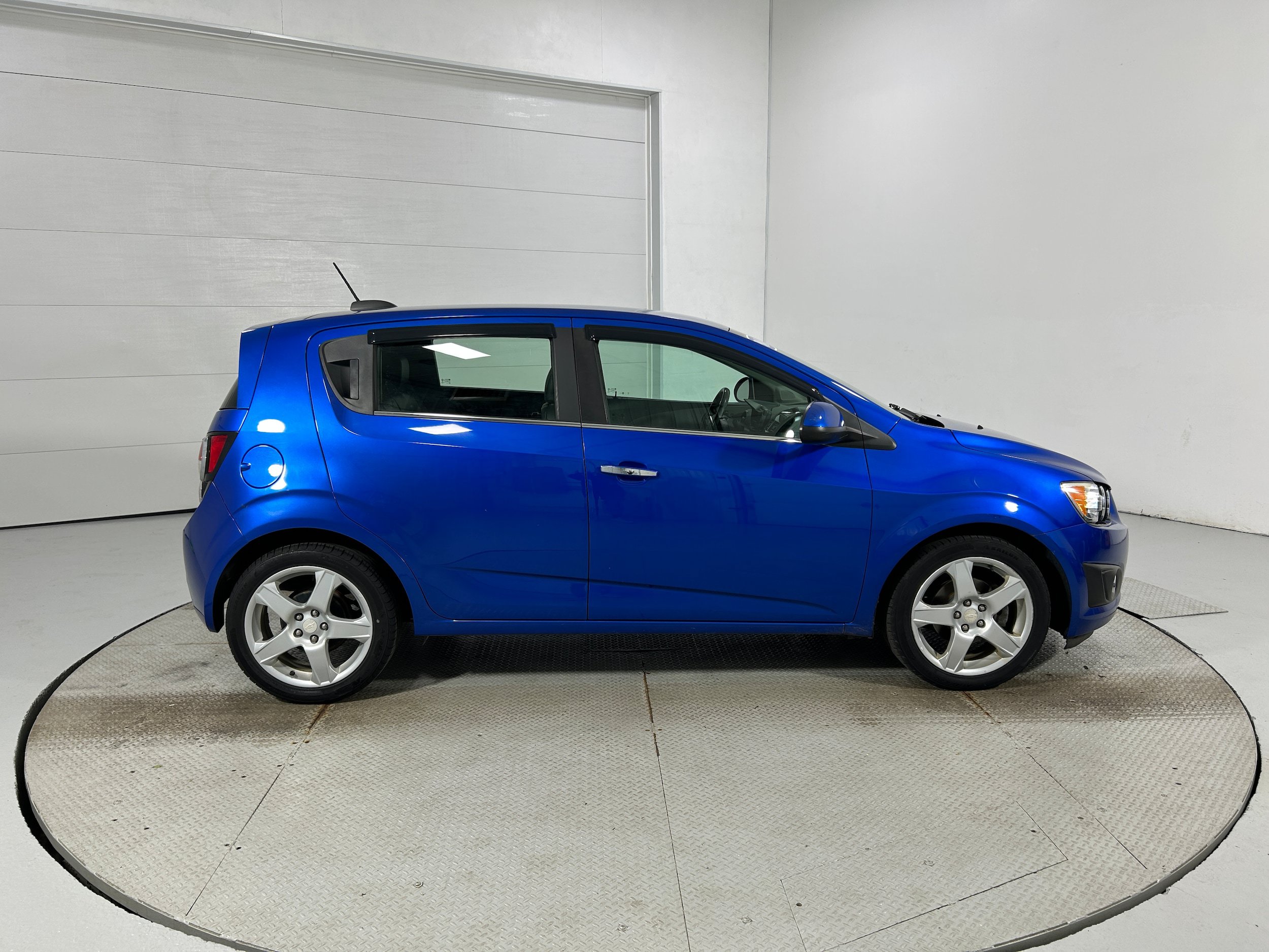 Used 2016 Chevrolet Sonic LTZ w/ Driver Confidence Package FWD image 30