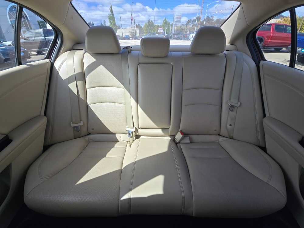 Used 2015 Honda Accord Touring image 17