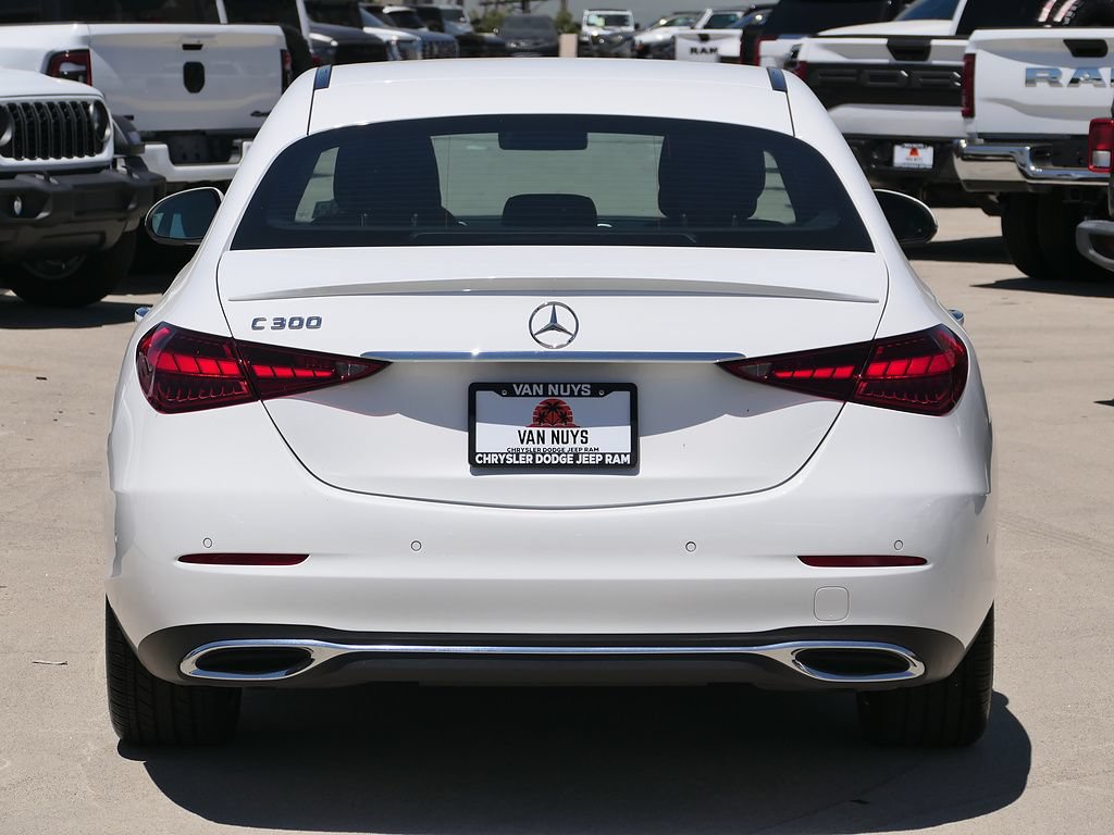 Used 2023 Mercedes-Benz C 300 Sedan image 3
