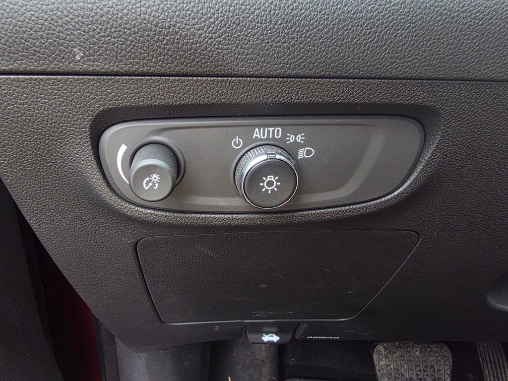 Used 2024 Buick Encore GX Preferred image 13