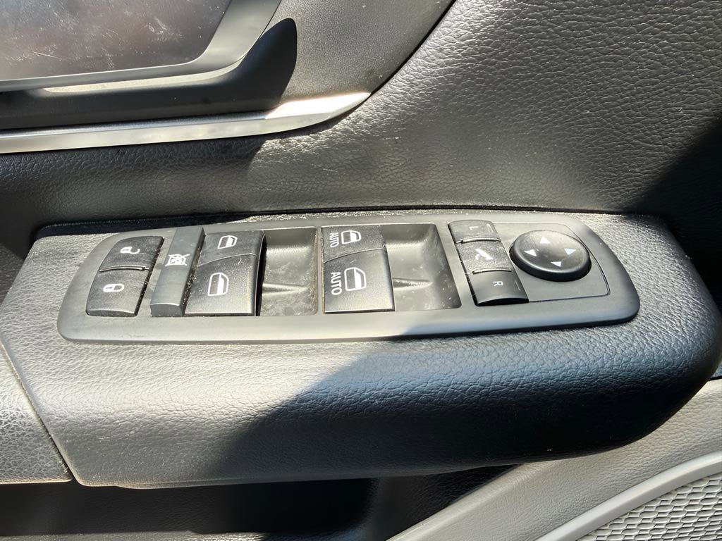 Used 2021 RAM 1500 Big Horn image 24