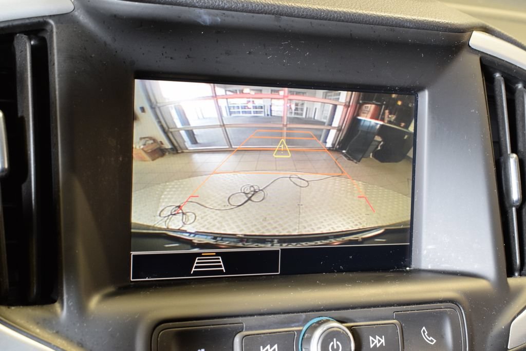 Used 2022 GMC Terrain SLE w/ Driver Convenience Package AWD/4WD image 4