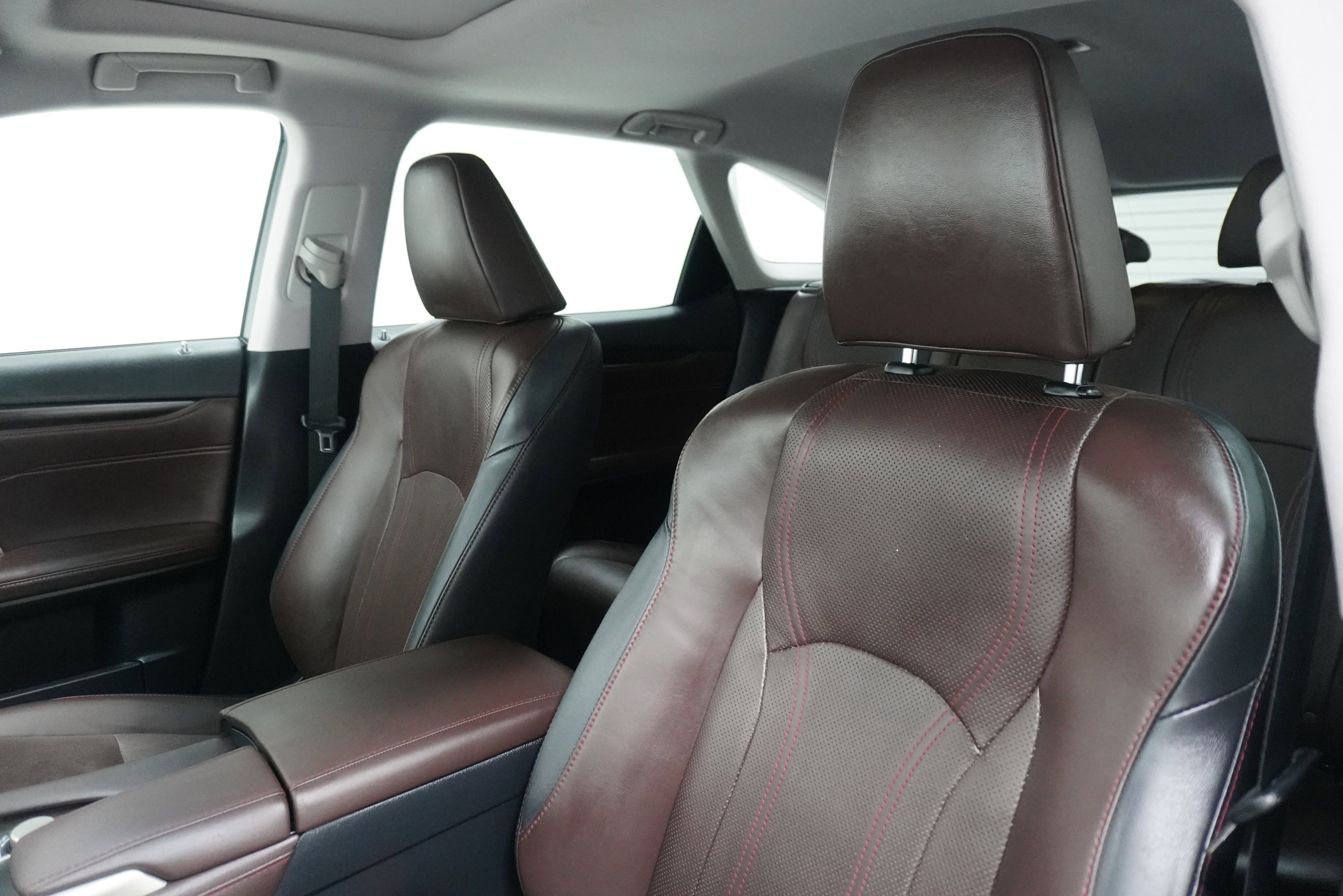 Used 2018 Lexus RX 350L FWD image 11