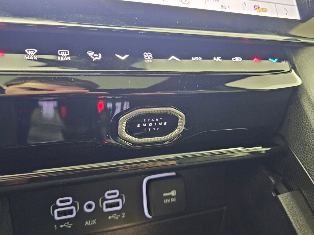 New 2026 Jeep Grand Cherokee L Limited w/ Limited Altitude Package image 26