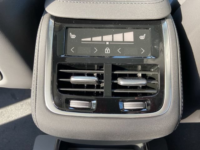 New 2026 Volvo XC90 B6 Plus AWD/4WD image 14