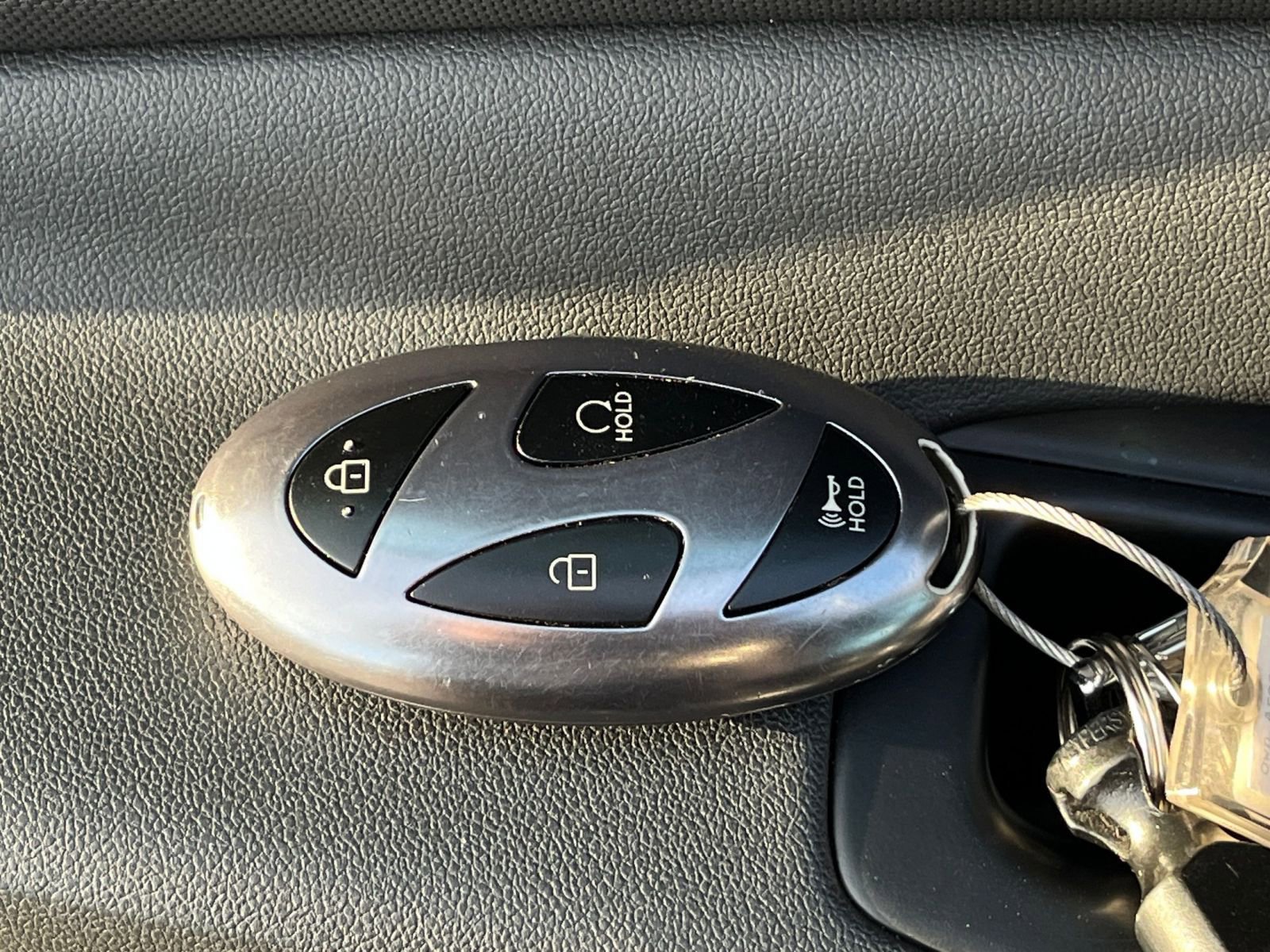 Used 2025 Hyundai Elantra Limited image 22