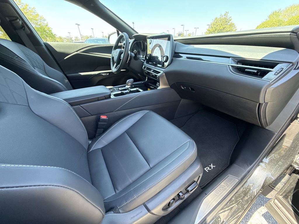 Used 2026 Lexus RX 350 FWD w/ Accessory Package (Z1) image 15