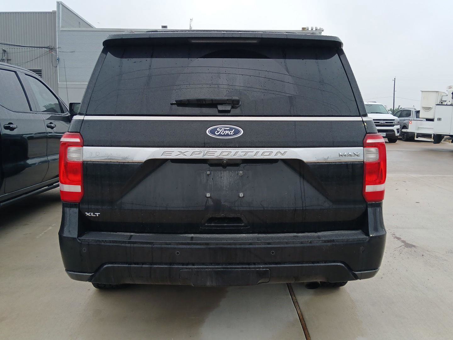 Used 2020 Ford Expedition Max XLT w/ Equipment Group 202A image 10