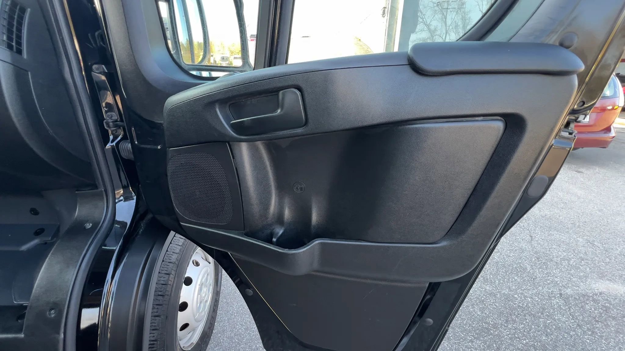 Used 2023 RAM ProMaster 2500 FWD image 14