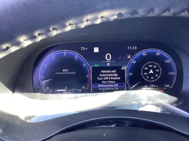 Used 2024 Toyota Highlander Platinum FWD image 9