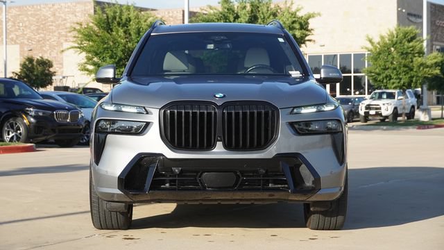 Used 2024 BMW X7 xDrive40i w/ Executive Package AWD/4WD image 2