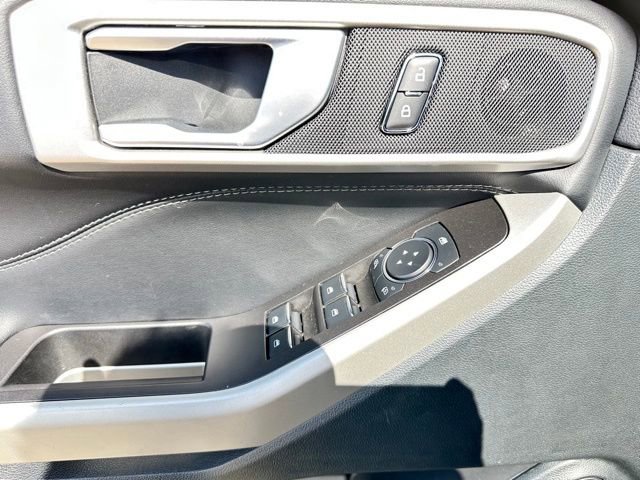 Used 2023 Ford Explorer XLT w/ Equipment Group 202A image 13