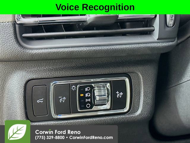 Used 2023 Lincoln Corsair Reserve w/ Equipment Group 202A image 10