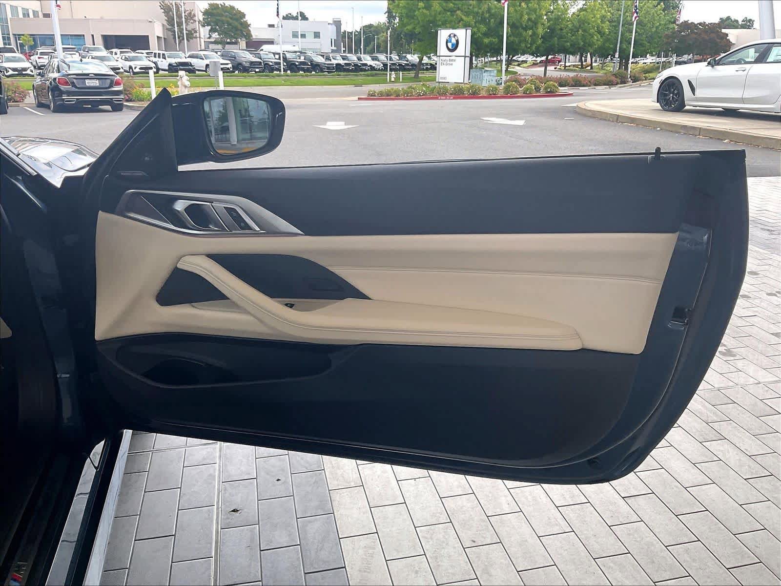 Used 2024 BMW M440i Coupe RWD image 26