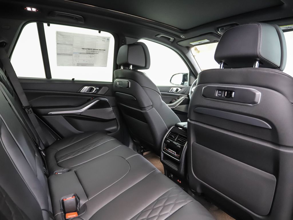 New 2026 BMW X5 M60i image 25