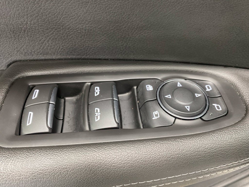 Certified 2024 Cadillac XT6 Luxury w/ LPO, Floor Liner Package AWD/4WD image 33