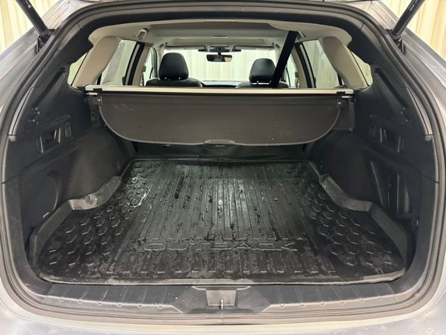 Used 2025 Subaru Outback Onyx Edition AWD/4WD image 35